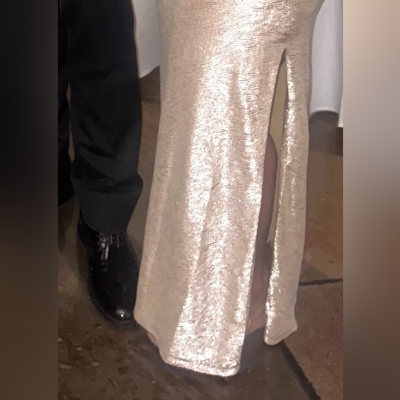 Calvin Klein One-Shoulder Gold Metallic Gown | 4 | Petite - Picture 3 of 4